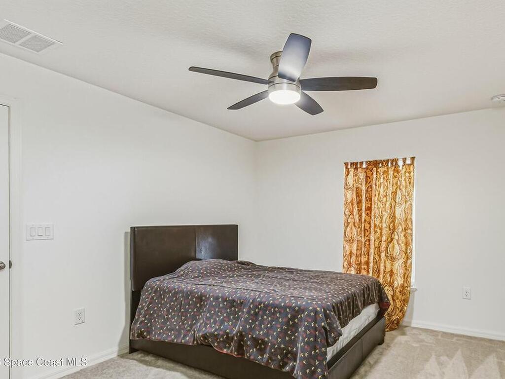 808 Grandeur Street, Palm Bay, FL 32909