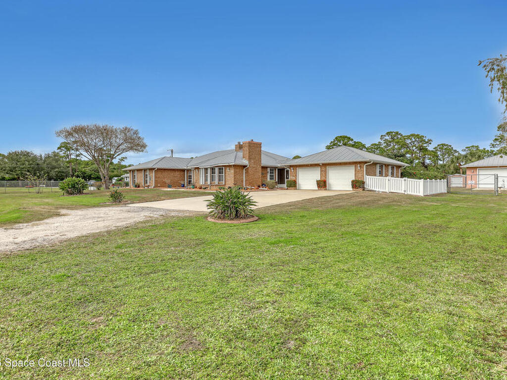 3980 Pepper Tree Street, Grant, FL 32949