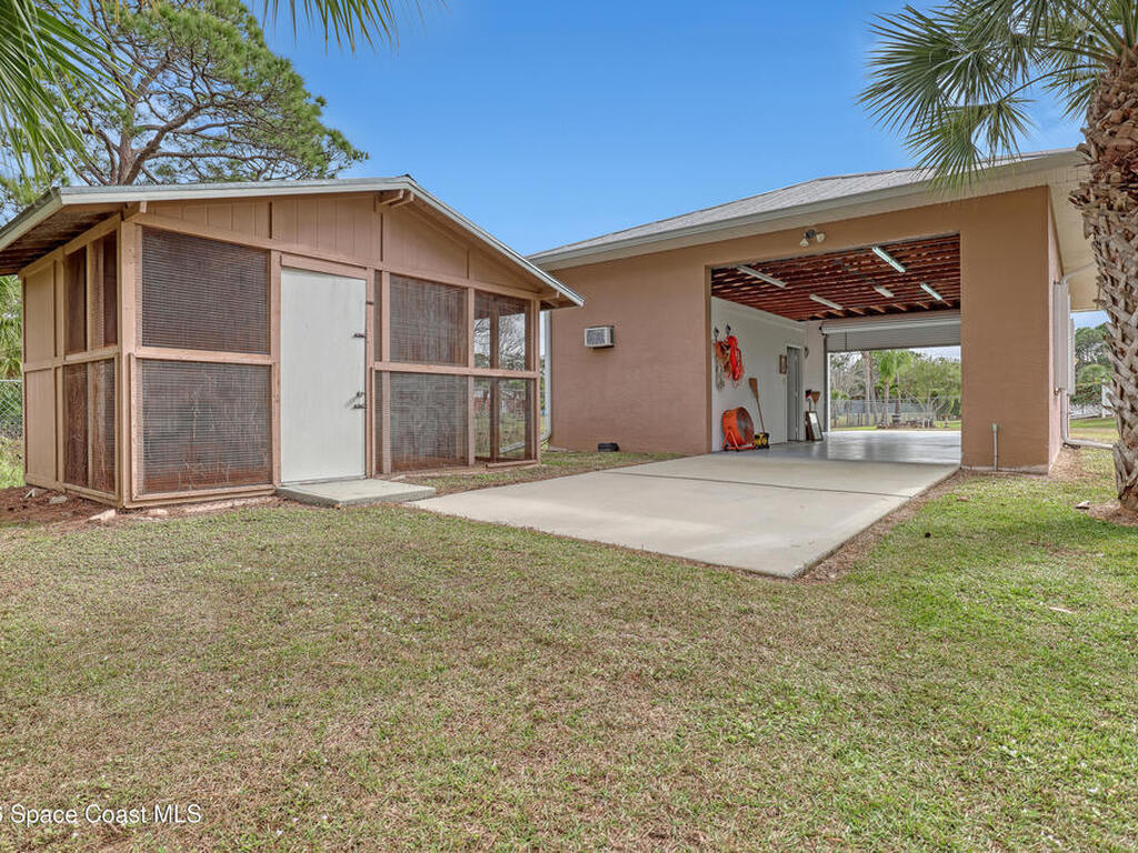 3980 Pepper Tree Street, Grant, FL 32949