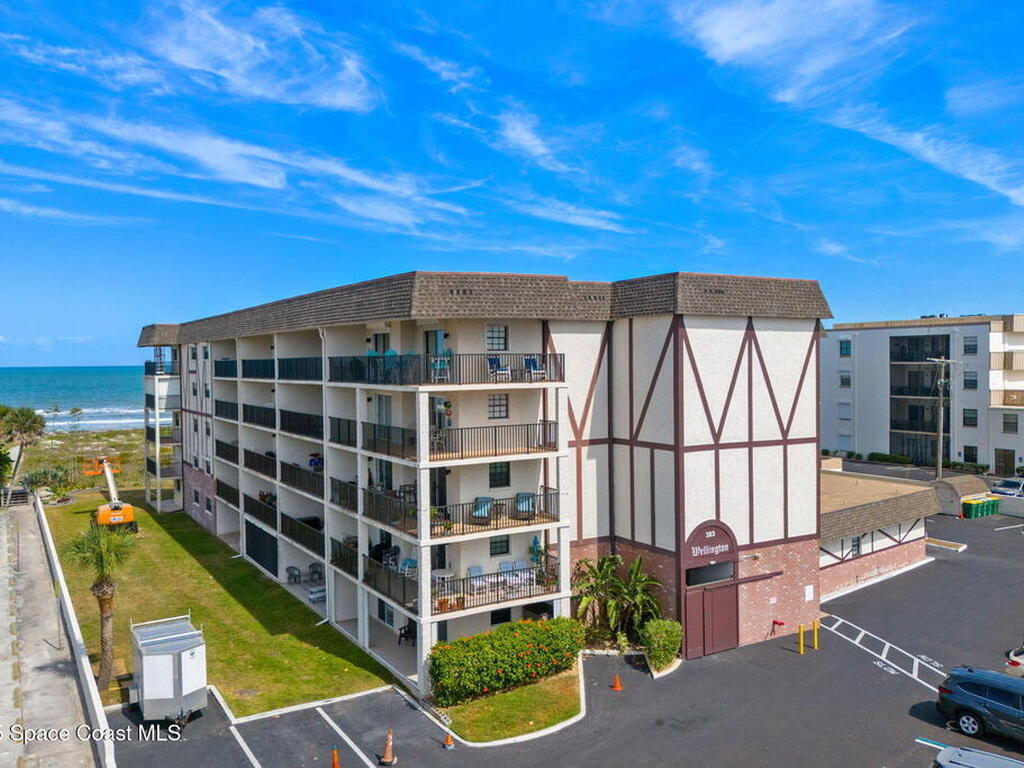 383 N Atlantic Avenue, Cocoa Beach, FL 32931