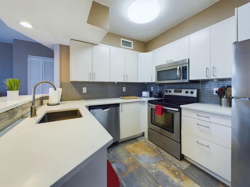 8401 N Atlantic Avenue, Cape Canaveral, FL 32920