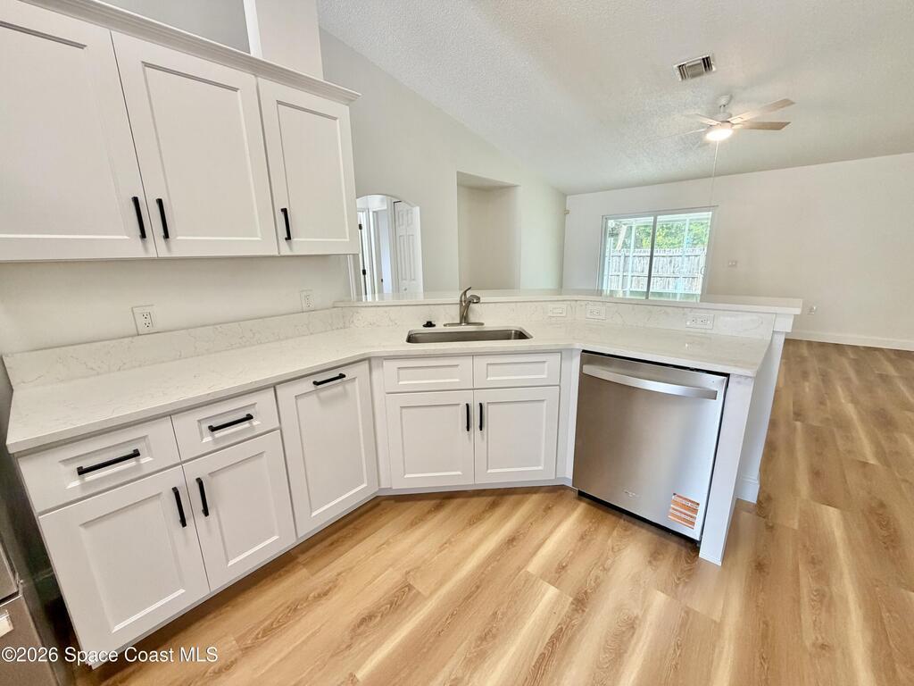 1328 Mandys Court, Melbourne, FL 32934