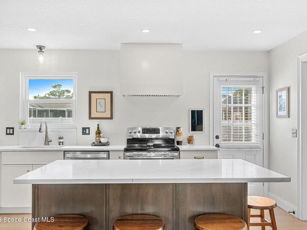 1210 Holopaw Court, Palm Bay, FL 32909