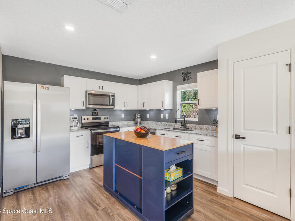 1460 Valerius Street, Palm Bay, FL 32909