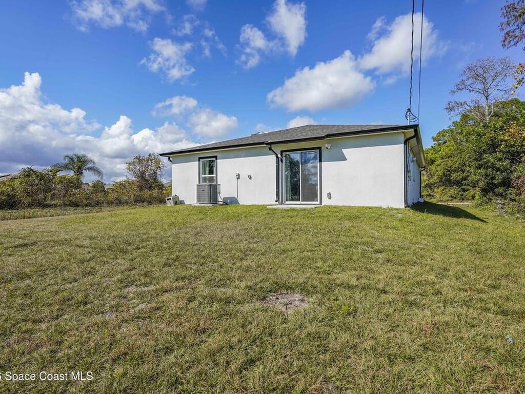 1460 Valerius Street, Palm Bay, FL 32909