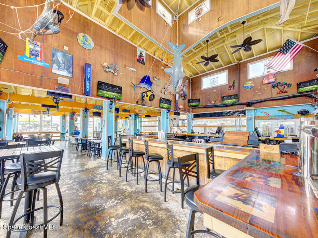 412 W Cocoa Beach Causeway, Cocoa Beach, FL 32931