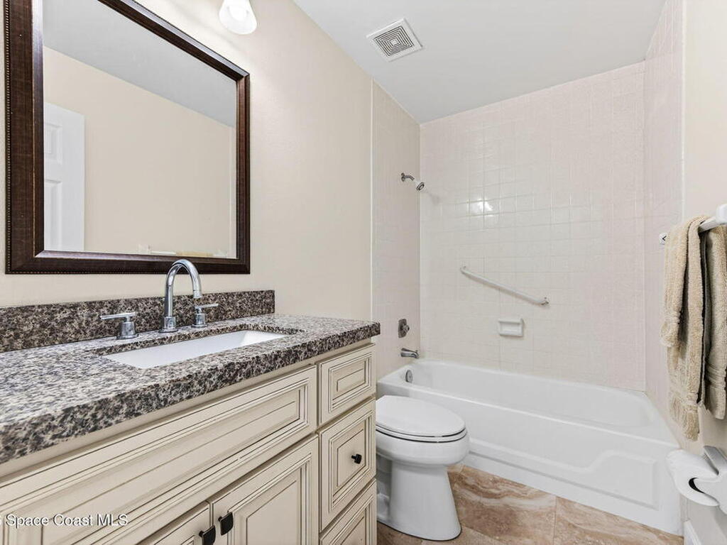 2250 Golf Isle Drive, Melbourne, FL 32935