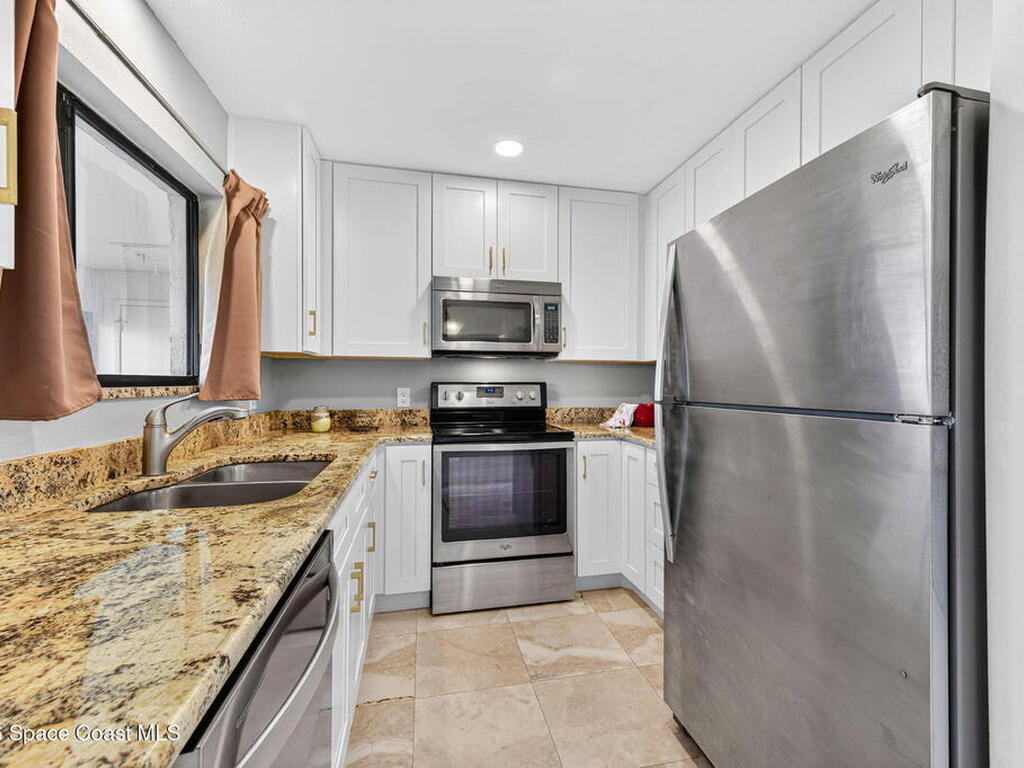 2250 Golf Isle Drive, Melbourne, FL 32935