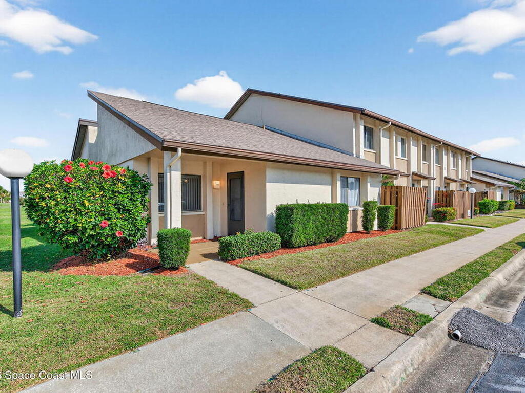 2250 Golf Isle Drive, Melbourne, FL 32935