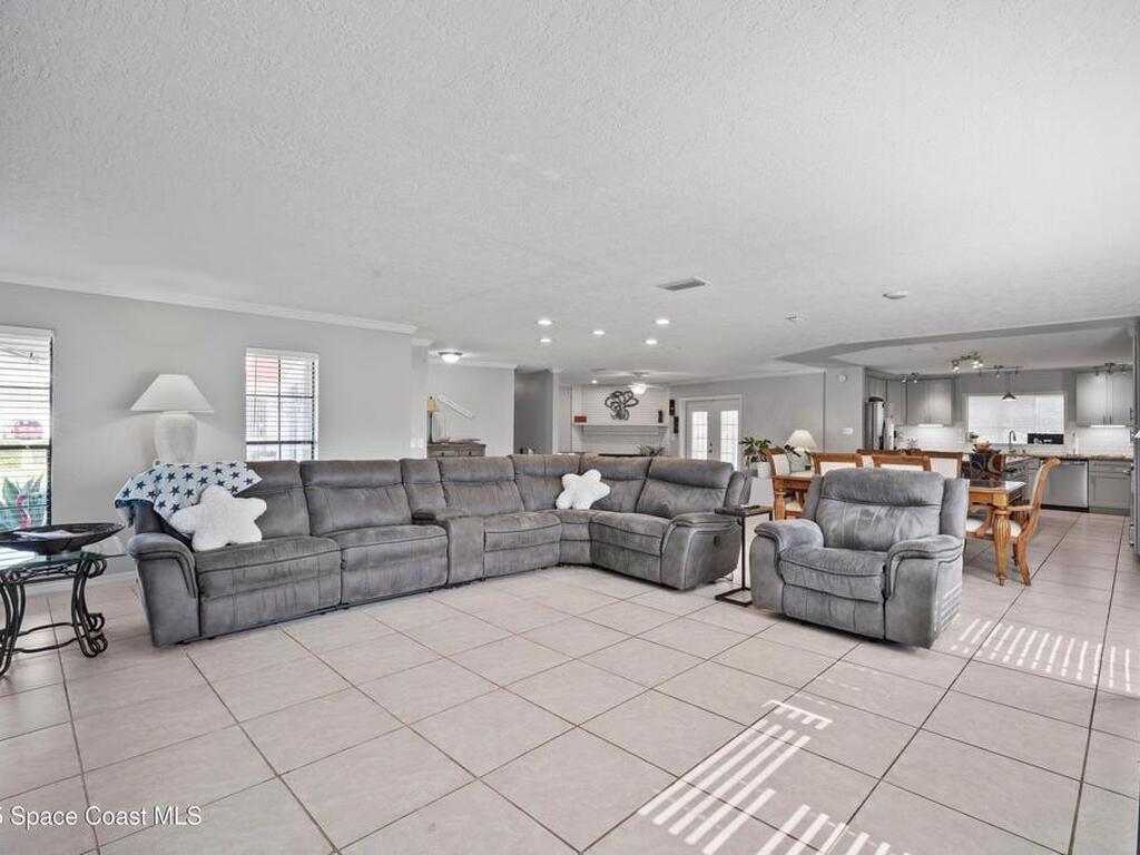 4774 Navaho Trail, Merritt Island, FL 32953