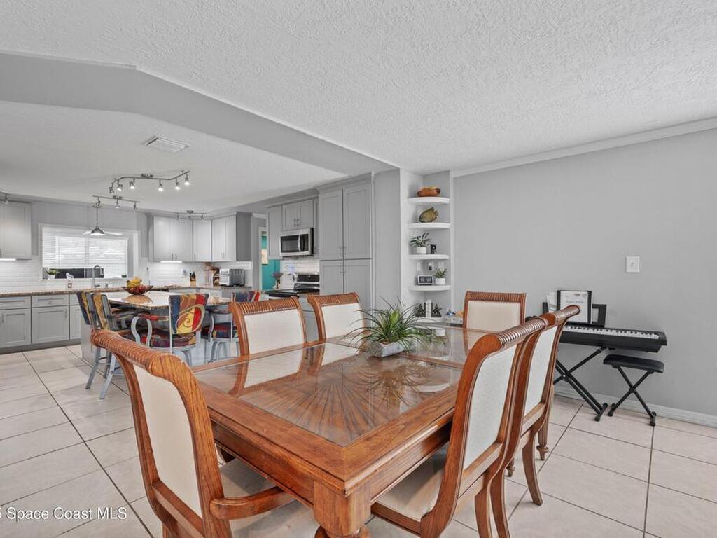 4774 Navaho Trail, Merritt Island, FL 32953