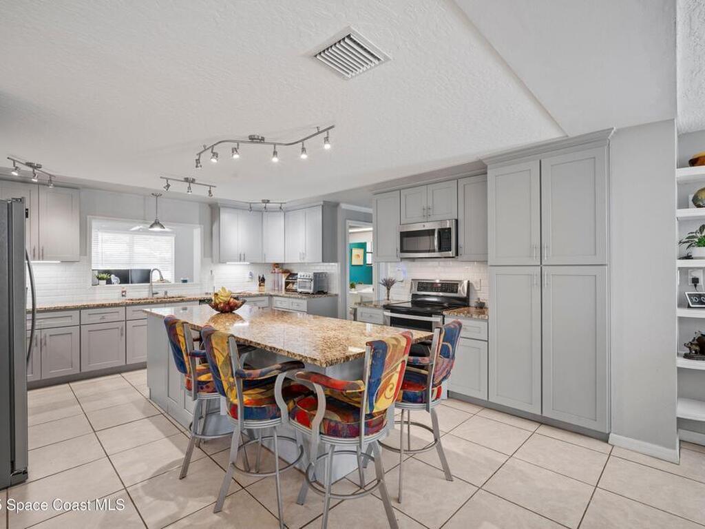 4774 Navaho Trail, Merritt Island, FL 32953