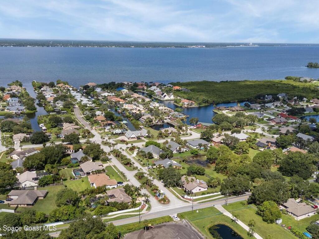 4774 Navaho Trail, Merritt Island, FL 32953