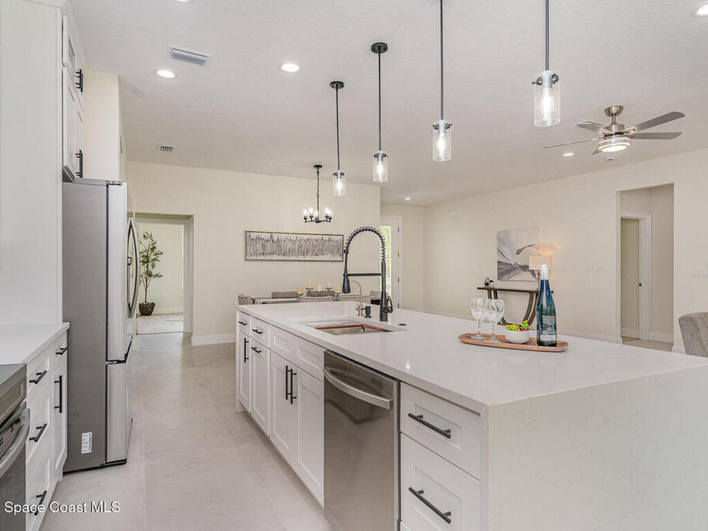 2925 Polaris Avenue, Palm Bay, FL 32909