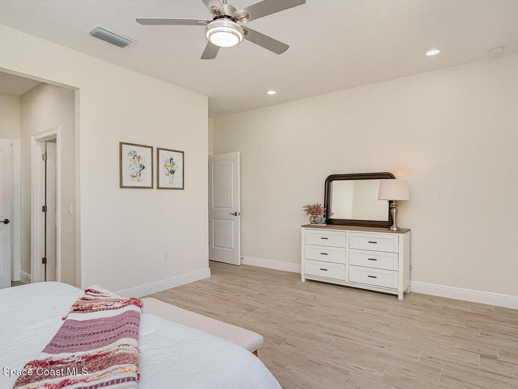 2925 Polaris Avenue, Palm Bay, FL 32909