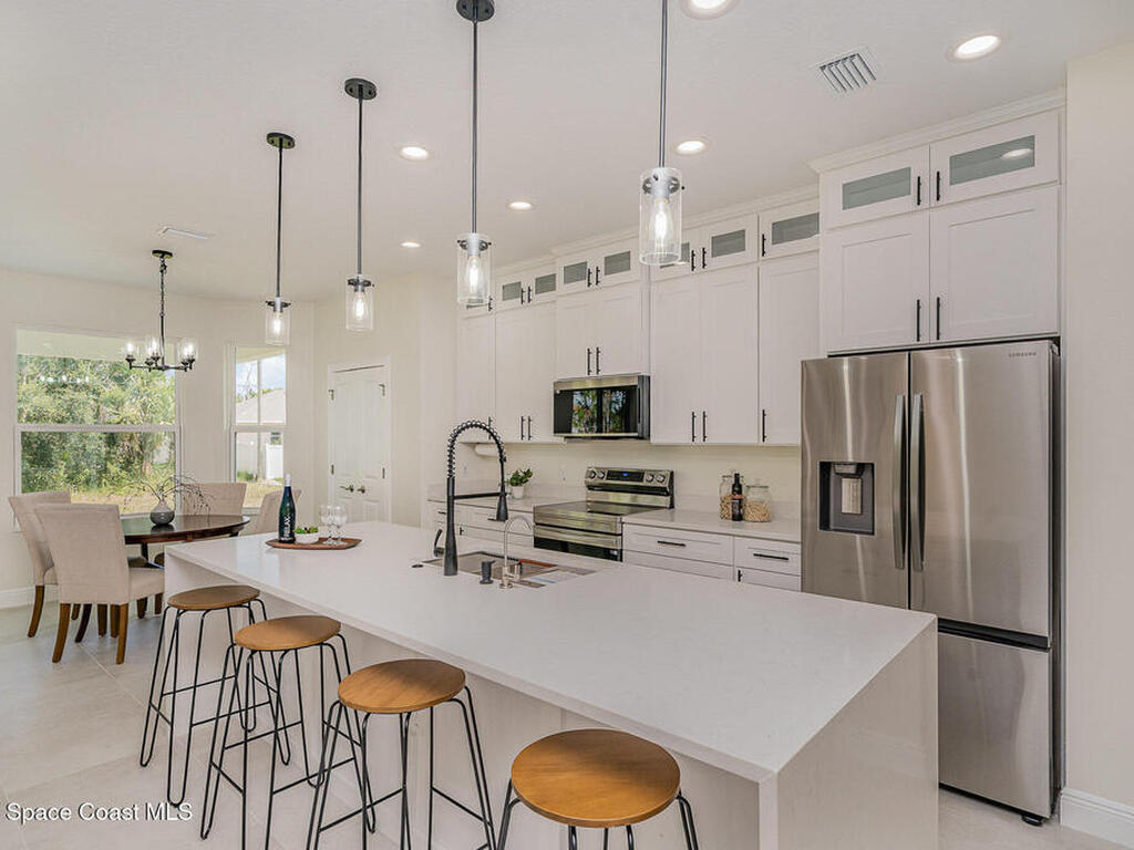 2925 Polaris Avenue, Palm Bay, FL 32909