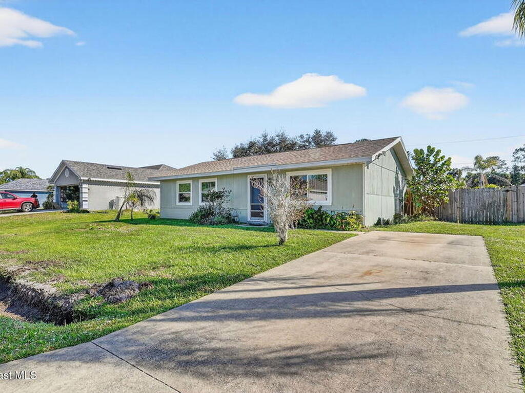 1051 Colonial Avenue, Palm Bay, FL 32909