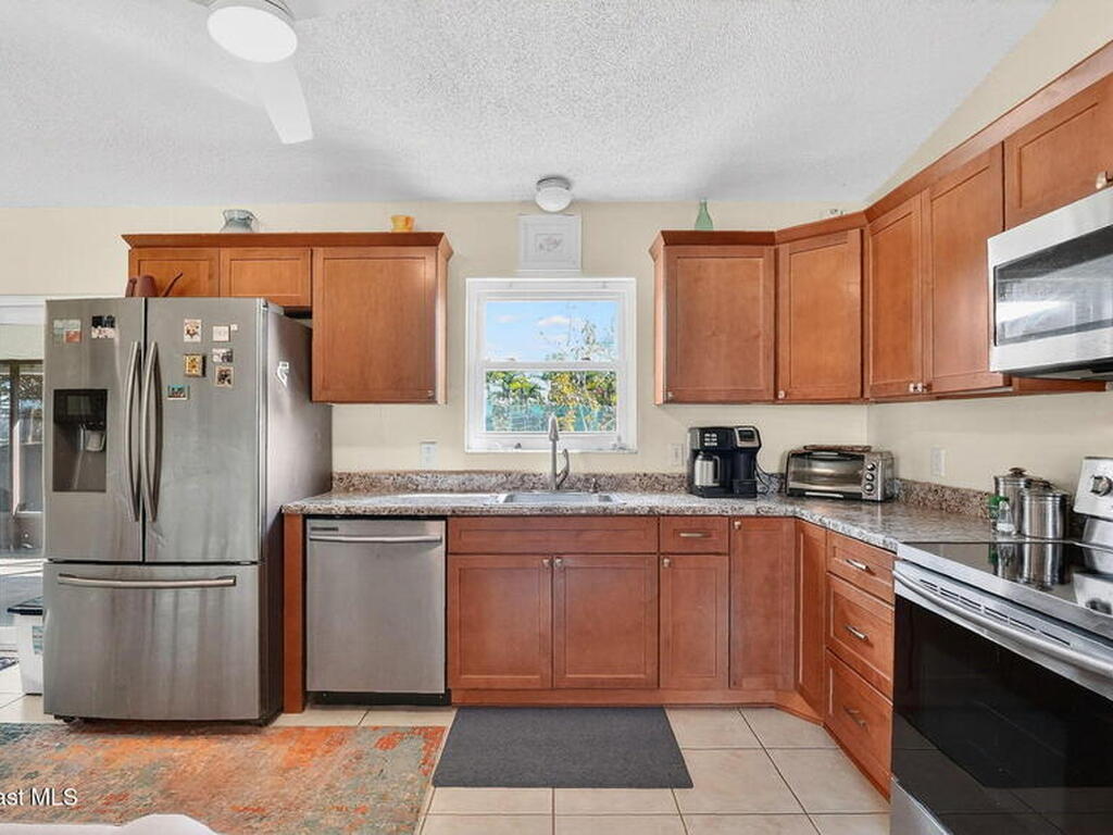 1051 Colonial Avenue, Palm Bay, FL 32909