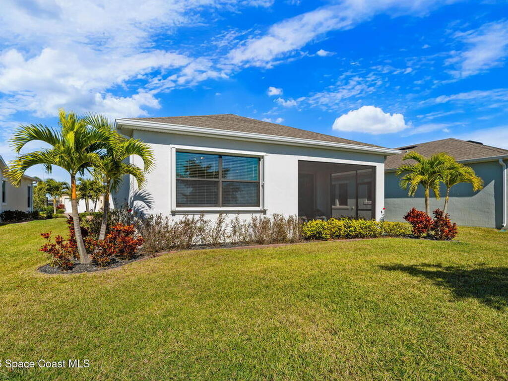 1692 Great Belt Circle, Melbourne, FL 32940