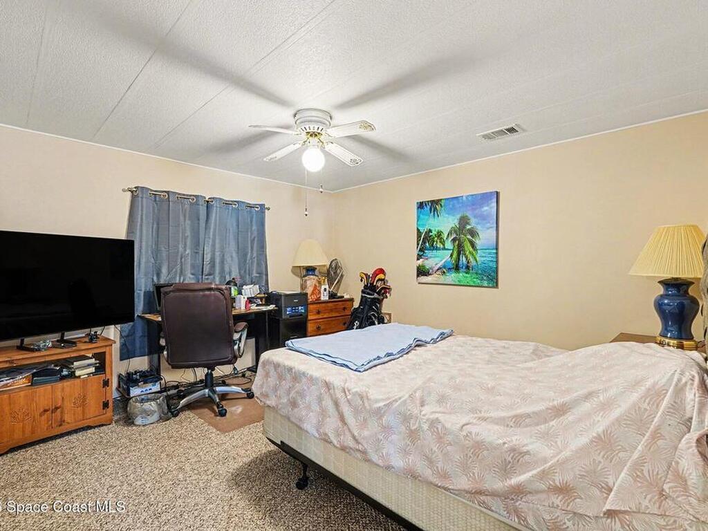 5009 Santa Anna Avenue, Titusville, FL 32780