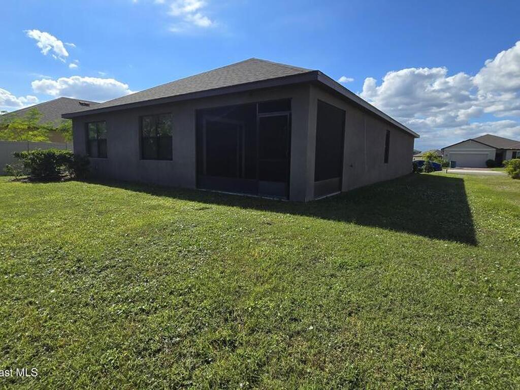 7419 Tourmaline Drive, Grant, FL 32949