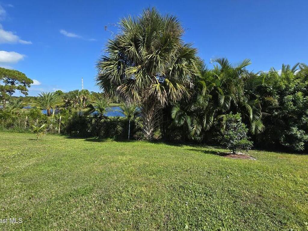 7419 Tourmaline Drive, Grant, FL 32949