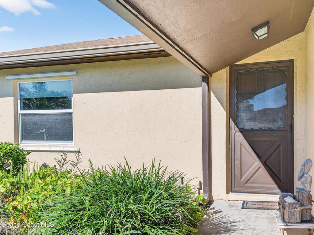 138 Amber Place, Melbourne Beach, FL 32951