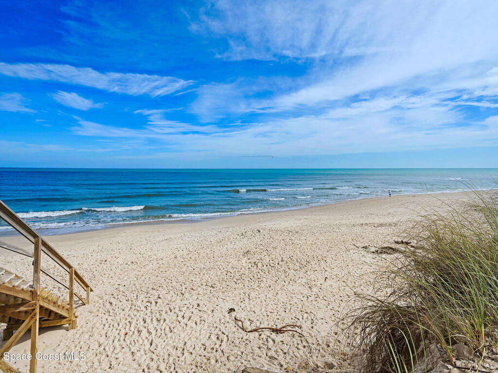 138 Amber Place, Melbourne Beach, FL 32951