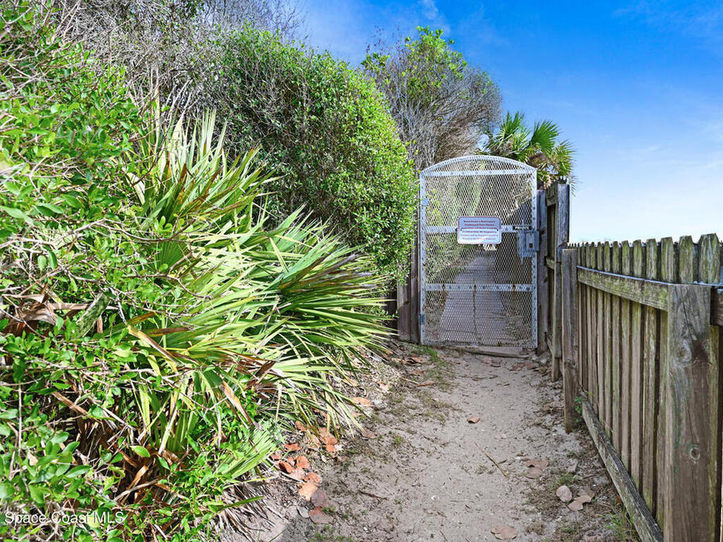 138 Amber Place, Melbourne Beach, FL 32951