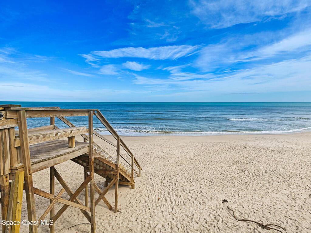 138 Amber Place, Melbourne Beach, FL 32951