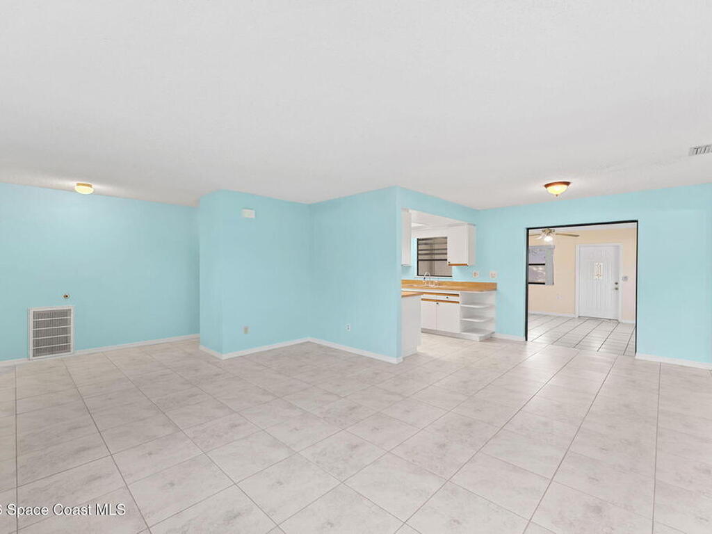 960 Pineland Drive, Rockledge, FL 32955