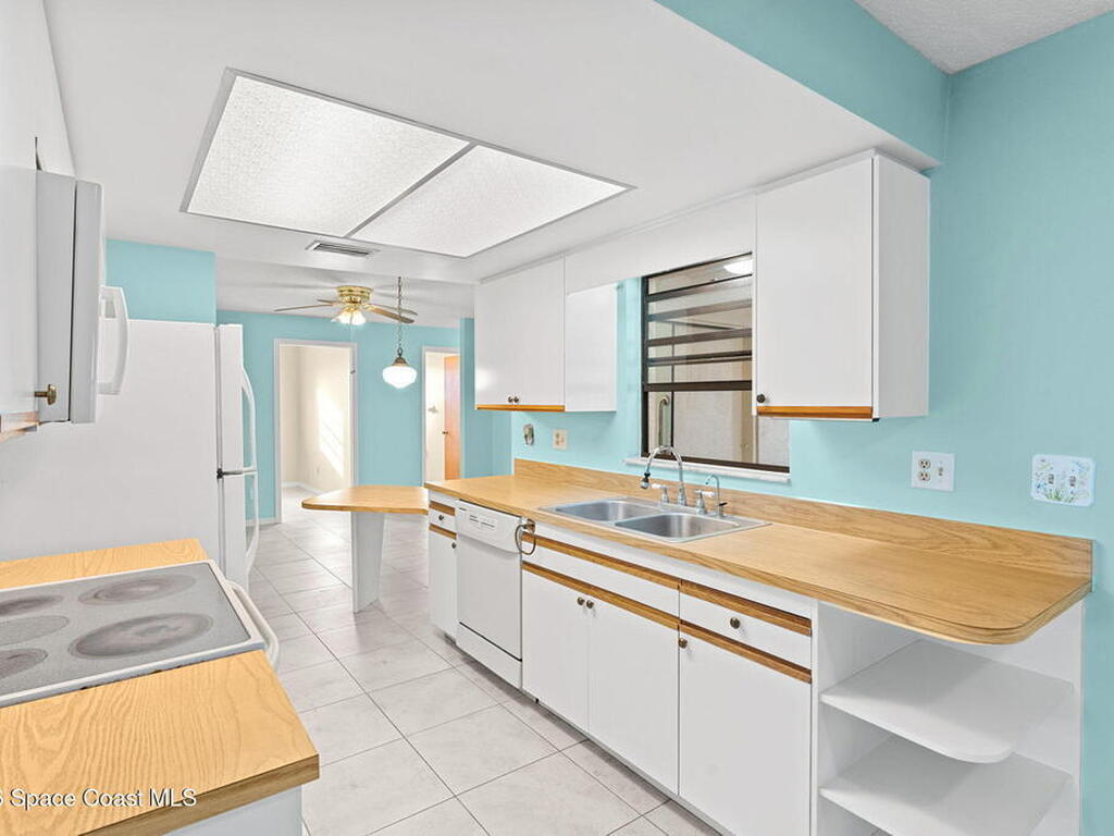 960 Pineland Drive, Rockledge, FL 32955