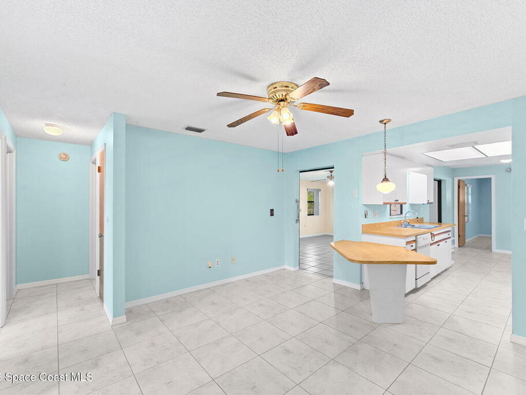 960 Pineland Drive, Rockledge, FL 32955