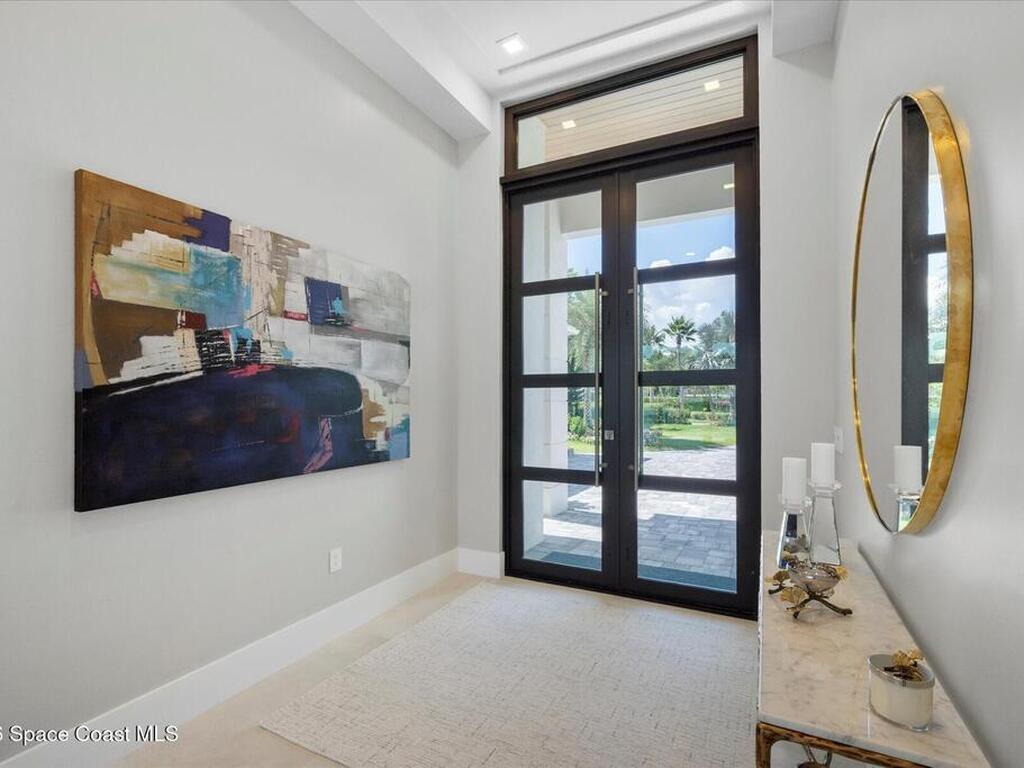 1806 Mooringline Drive, Vero Beach, FL 32963