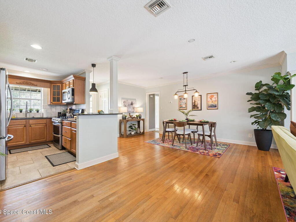 108 N Virginia Avenue, Sanford, FL 32771