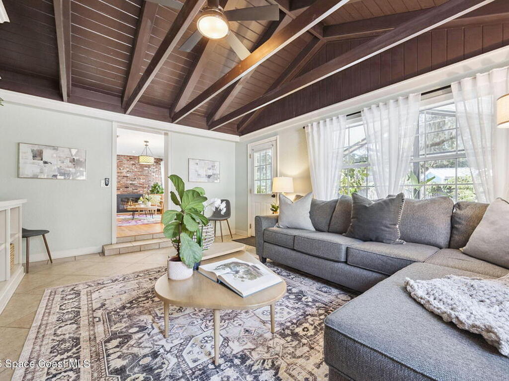 108 N Virginia Avenue, Sanford, FL 32771