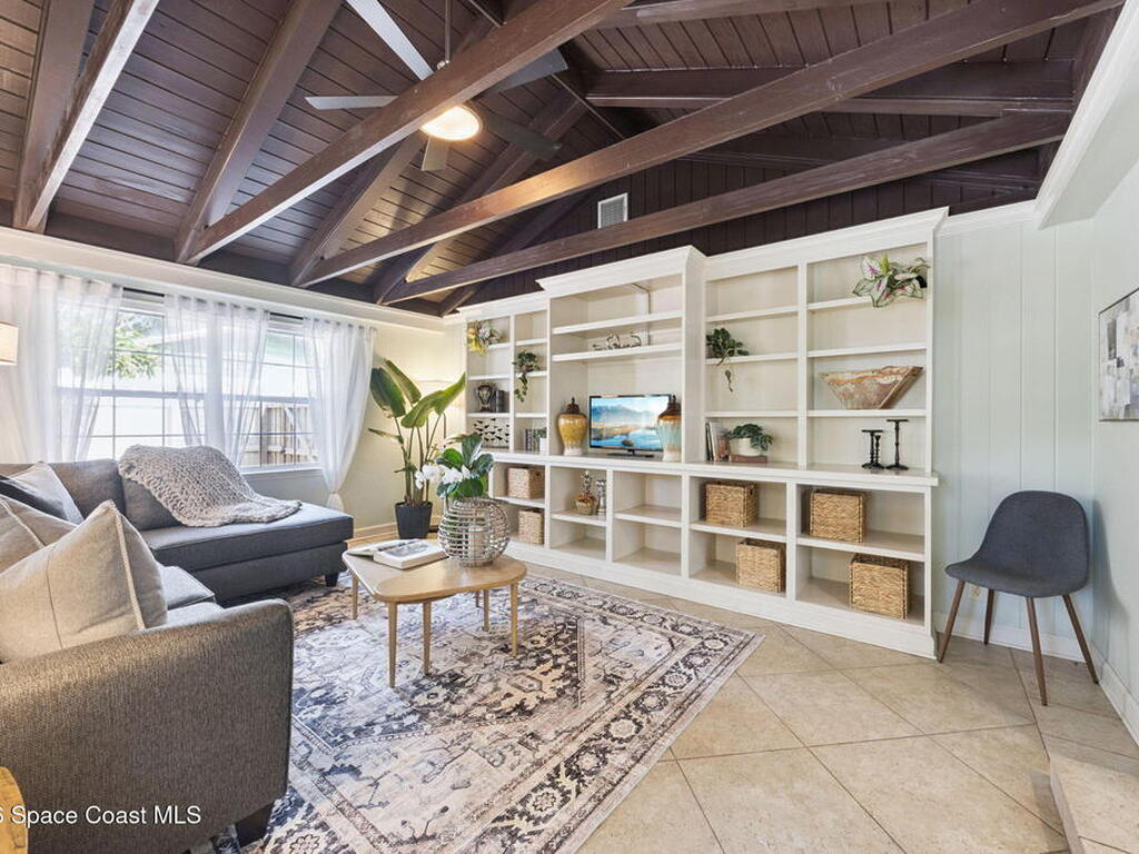 108 N Virginia Avenue, Sanford, FL 32771