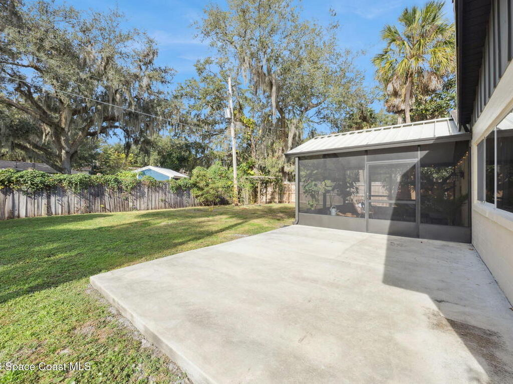 108 N Virginia Avenue, Sanford, FL 32771