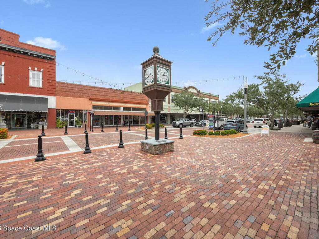 108 N Virginia Avenue, Sanford, FL 32771