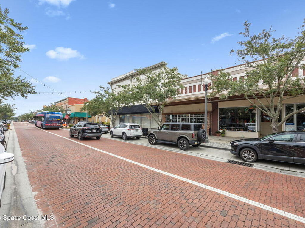 108 N Virginia Avenue, Sanford, FL 32771