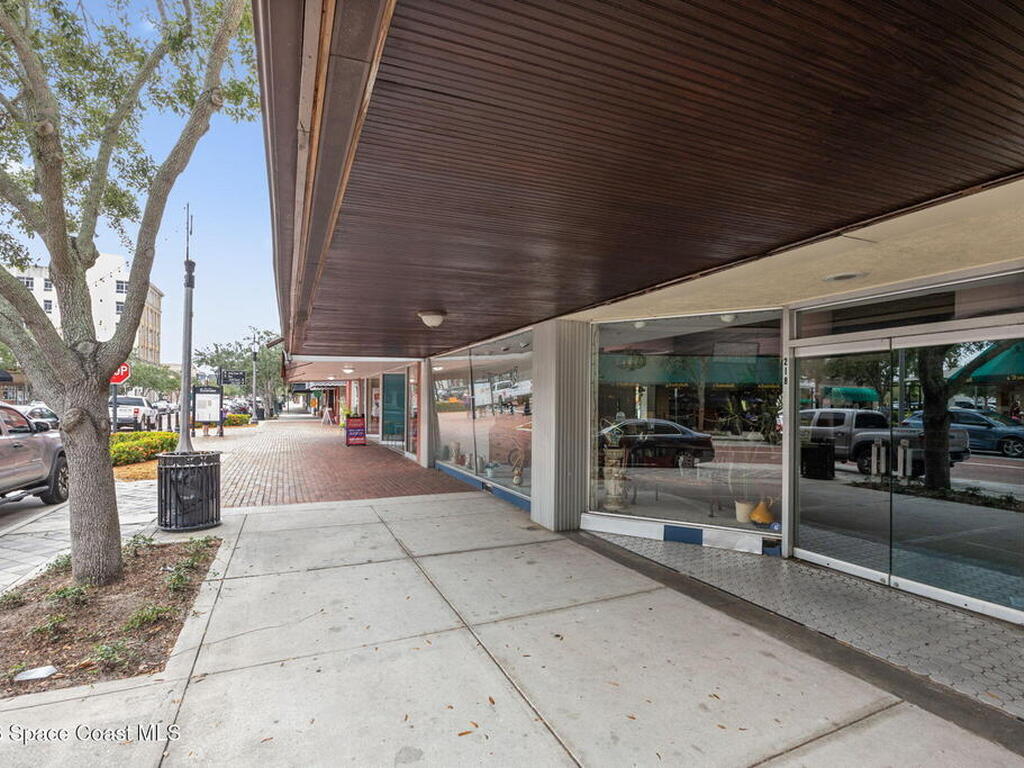 108 N Virginia Avenue, Sanford, FL 32771