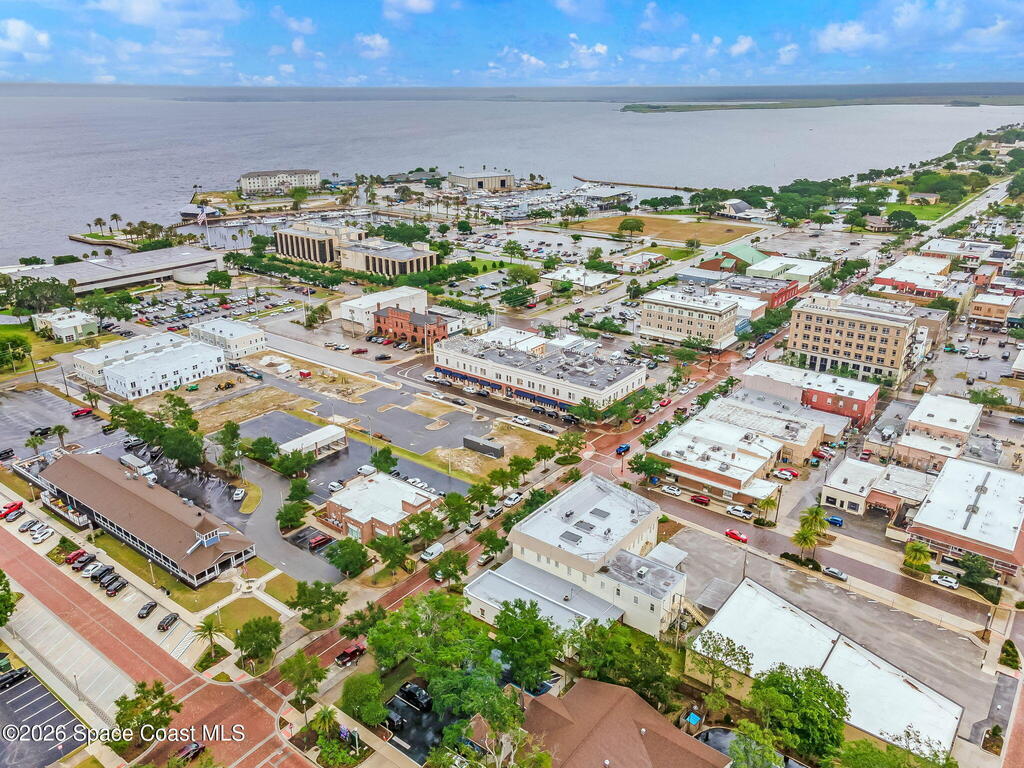 108 N Virginia Avenue, Sanford, FL 32771