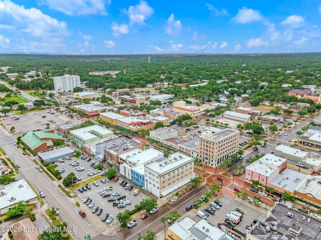 108 N Virginia Avenue, Sanford, FL 32771