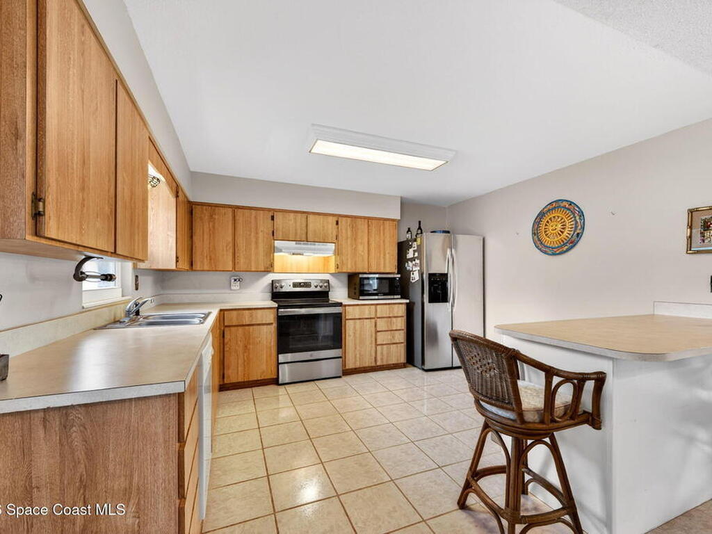 6033 Palm Street, Mims, FL 32754