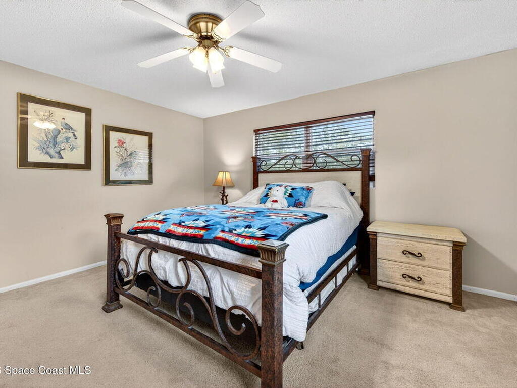 6033 Palm Street, Mims, FL 32754