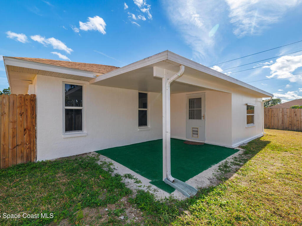 1604 Carbondale Avenue, Palm Bay, FL 32907