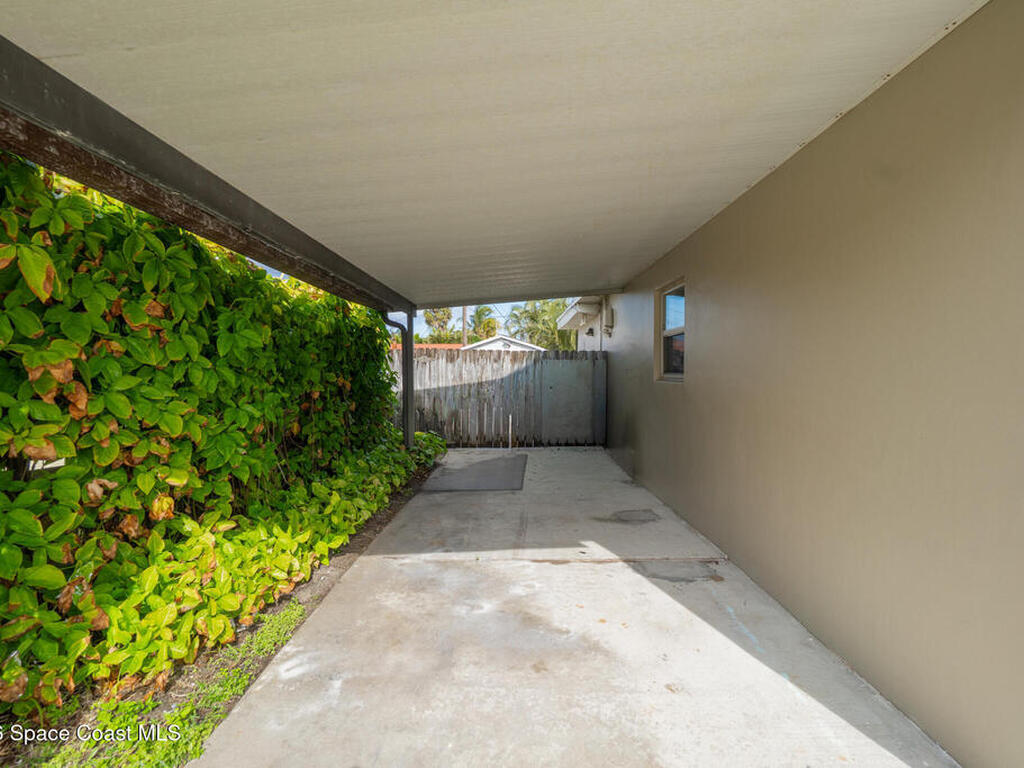 105 Hedgegrove Avenue, Satellite Beach, FL 32937