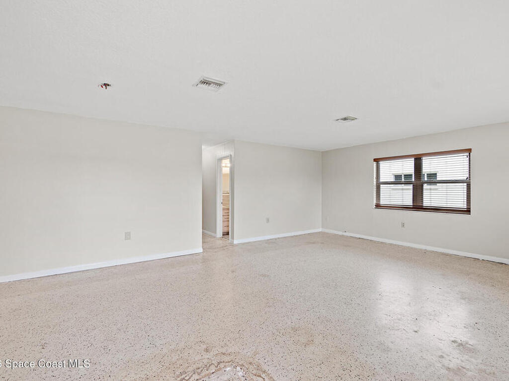 105 Hedgegrove Avenue, Satellite Beach, FL 32937