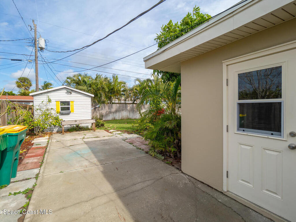 105 Hedgegrove Avenue, Satellite Beach, FL 32937