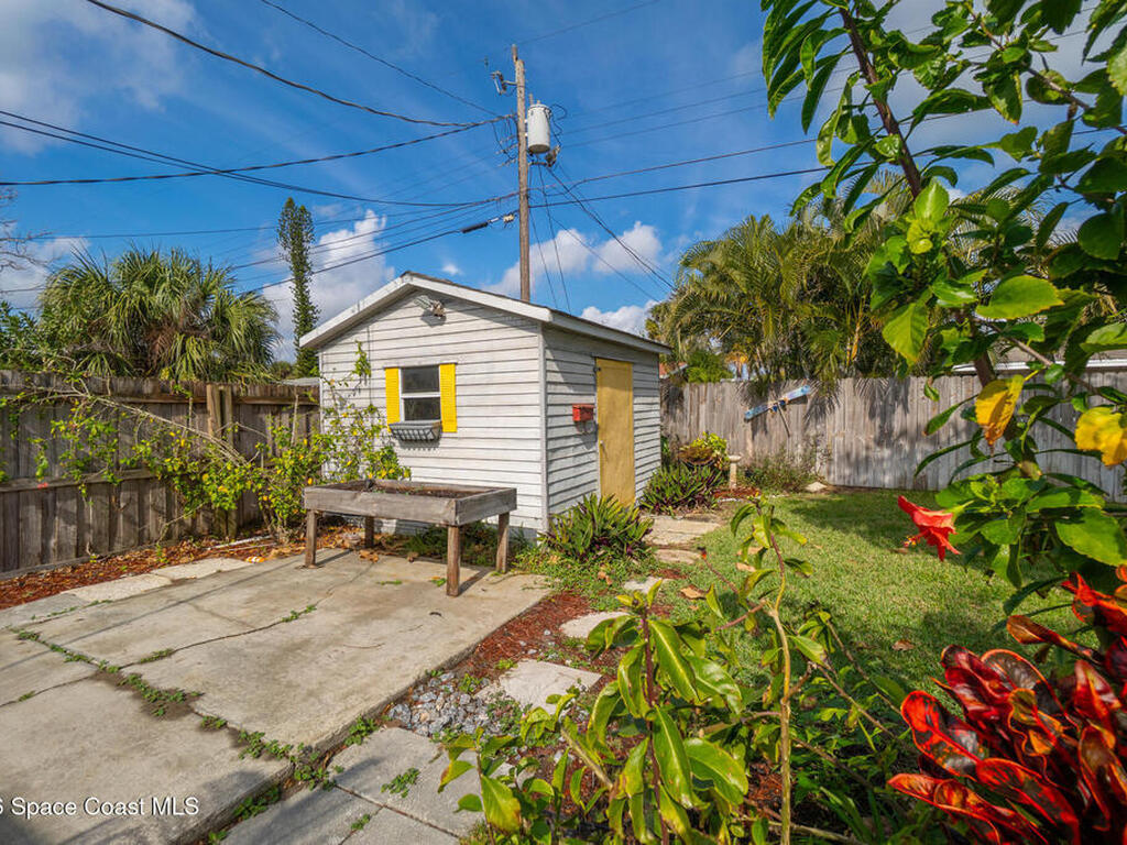 105 Hedgegrove Avenue, Satellite Beach, FL 32937